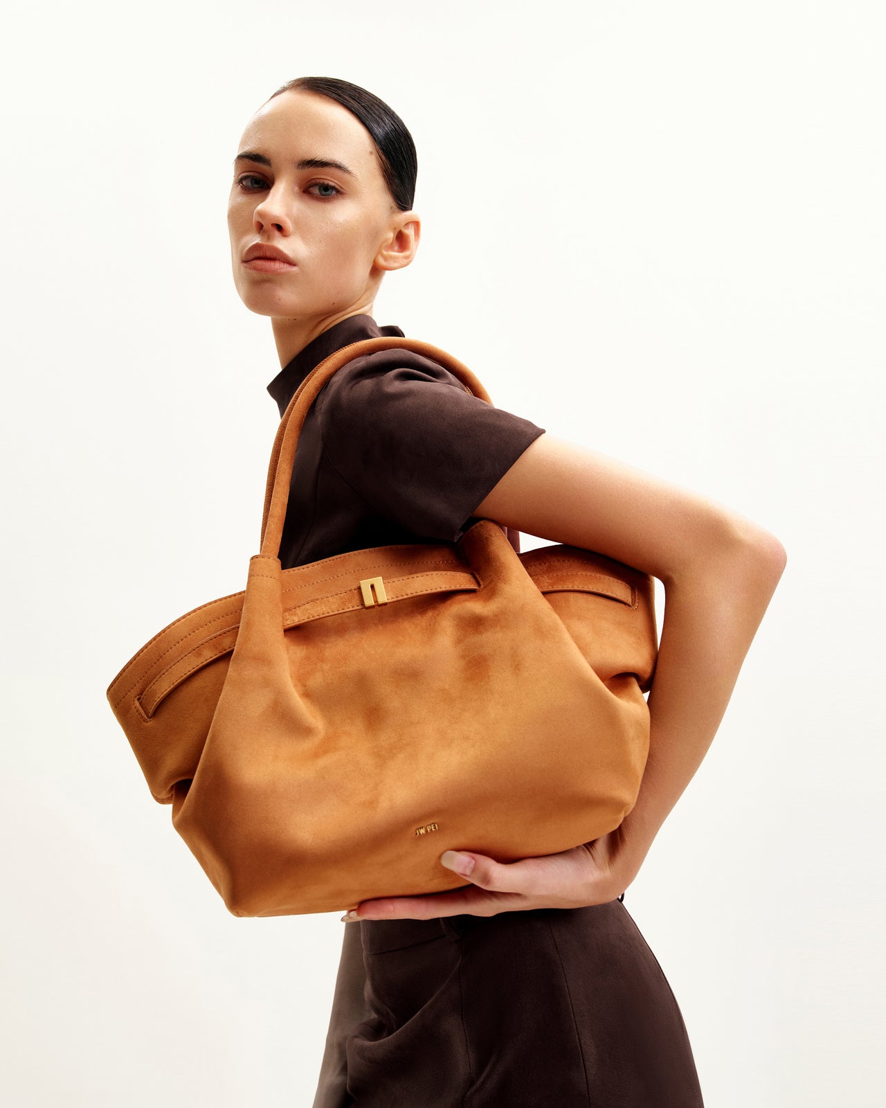 Hana mittelgroße Tote-Bag aus Kunstwildleder - Braun