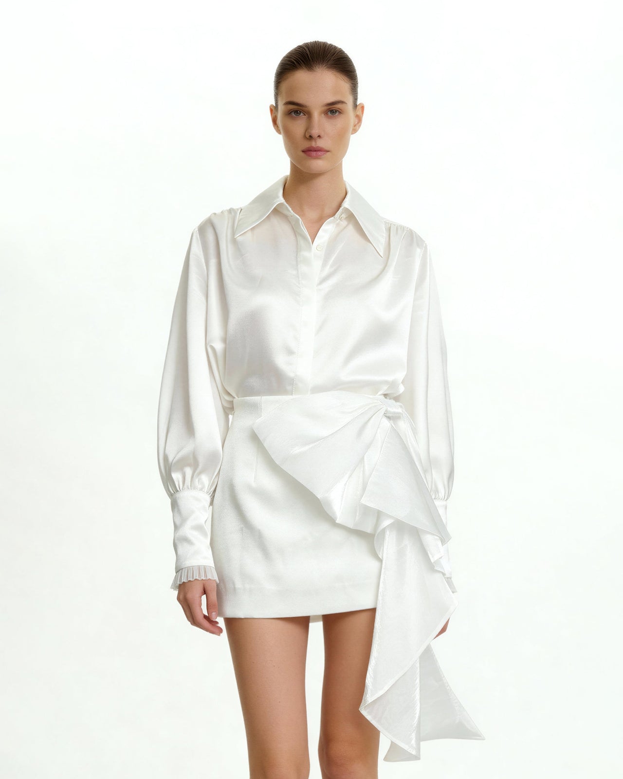 Minirock mit kaskadierender Schleife - Weiß