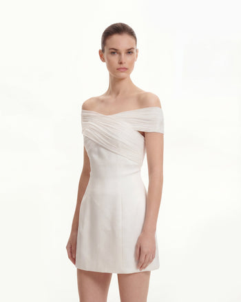 Satin-Minikleid mit gekreuztem Tüll-Neckholder – Weiß