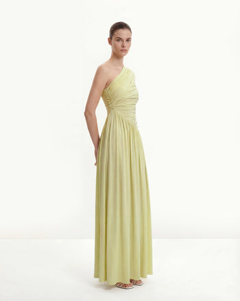 Gerüschtes One-Shoulder Maxikleid mit Schleppe - Grün