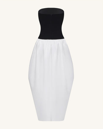 Monochromes trägerloses Maxikleid mit Paneelen und skulpturaler Form - Schwarz