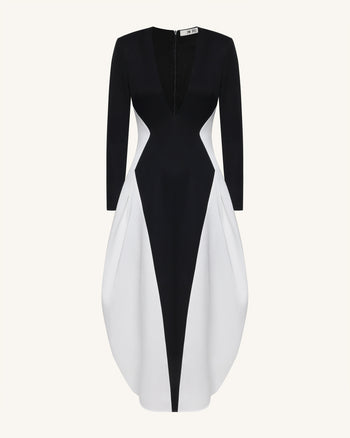 Monochromes Maxikleid im Paneel-Design mit tiefem V-Ausschnitt und langen Ärmeln - Schwarz