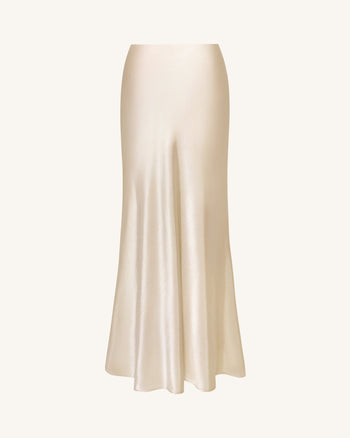 Satiniertes Maxikleid mit Drapierung - Creme