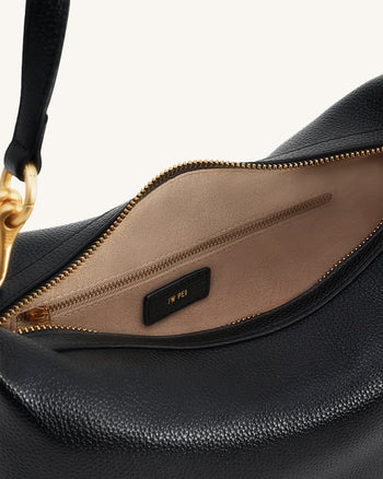 Selia Weich genarbte Crossbody-Tasche - Schwarz