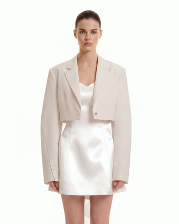 Strukturierter Blazer mit Power-Schultern und Cropped-Schnitt - Beige