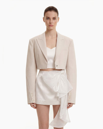 Strukturierter Blazer mit Power-Schultern und Cropped-Schnitt - Beige