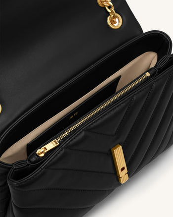 Valerie Gesteppte Schultertasche mit Überschlag und Kette - Schwarz