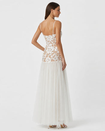 Maxikleid aus floral besticktem transparentem Tüll - Weiß