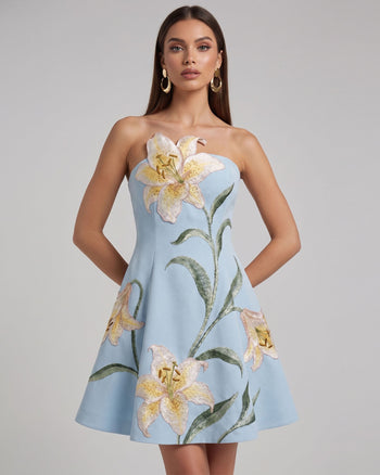 Lily Trägerloses A-Linien-Minikleid mit Blumenmuster - Hellblau