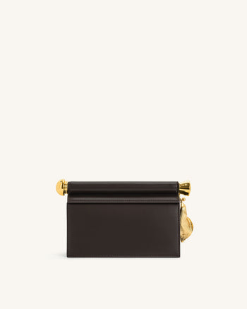 Holly Metallanhänger verzierte Clutch - Dunkelbraun