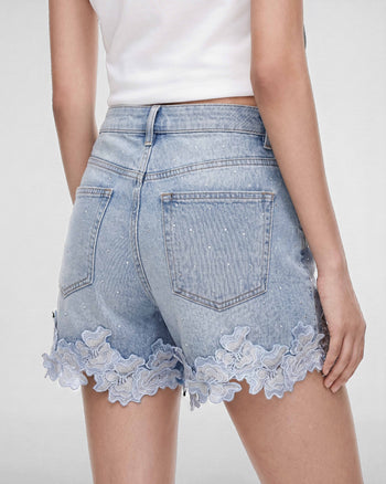 The Petal Applique Jeansshorts - Morgentau