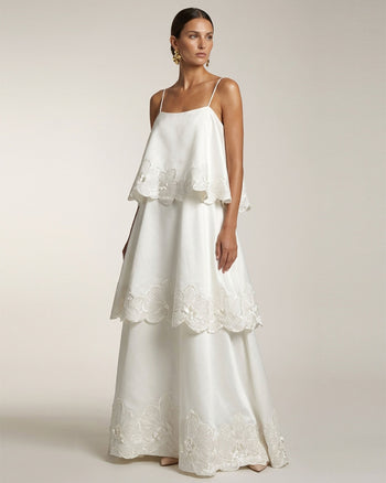 Stufen-Maxikleid mit Orchideen-Stickerei - Weiß