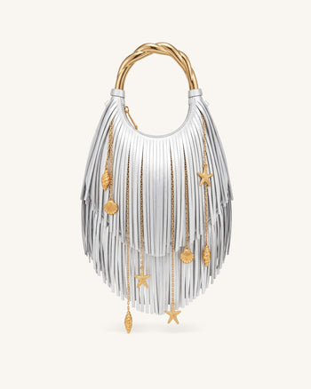 Chloe Handtasche mit Metallhenkel und Fransen - Silber
