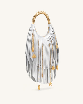 Chloe Handtasche mit Metallhenkel und Fransen - Silber