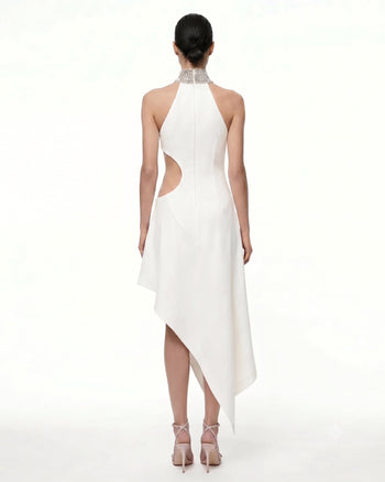 Hochgeschlossenes Kleid mit Schmucksteinen, Blumenmuster und Cut-outs - Weiß