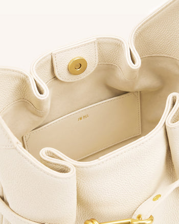 Alina Hobo Bag mit Kieselstein-Prägung - Weiß