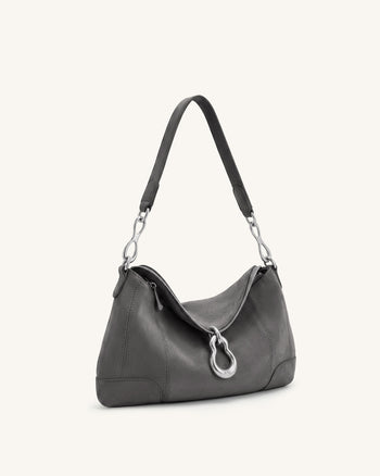 Jayla Schultertasche aus Wildlederimitat mit Metallanhänger-Verzierung - Dunkelgrau