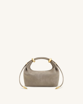 Ellie Henkeltasche aus Wildlederimitat mit Metallring-Verzierung - Grau