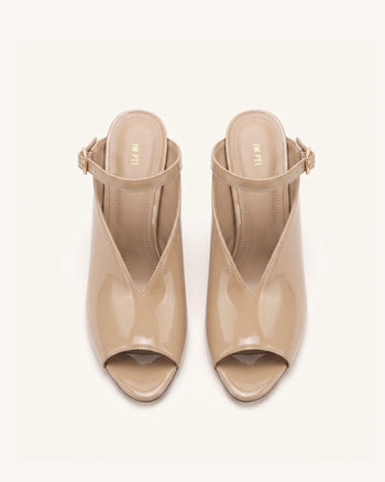 Alivia Peep-Toe-Heels mit goldfarbenem Metalldetail - Khaki