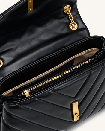 Valerie Gesteppte Schultertasche mit Überschlag und Kette - Schwarz