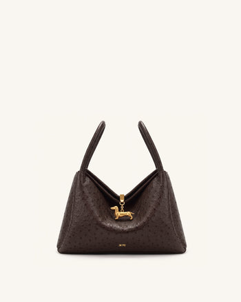 Maelle Henkeltasche mit Dackel-Anhänger in Straußenleder-Optik - Dunkelbraun