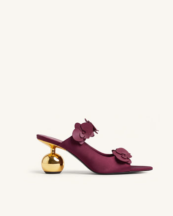 Rosalie Mules mit Orchideen-Applikation und Kugelabsatz - Bordeauxrot