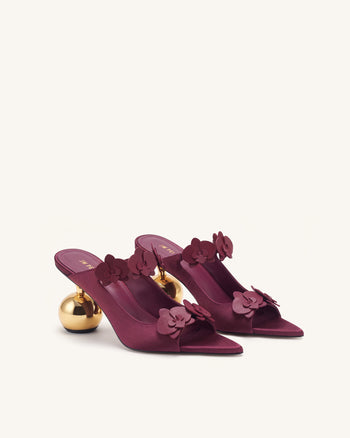 Rosalie Mules mit Orchideen-Applikation und Kugelabsatz - Bordeauxrot