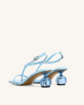 Charlotte Riemchensandaletten mit Kugelabsatz – Himmelblau