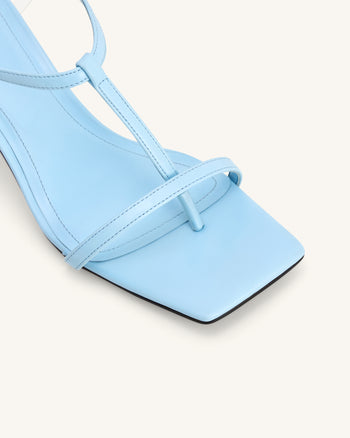 Charlotte Riemchensandaletten mit Kugelabsatz – Himmelblau