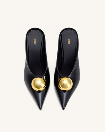 Sofia Mules mit abgewinkeltem Schaft und Kugelabsatz - Schwarz & Gold