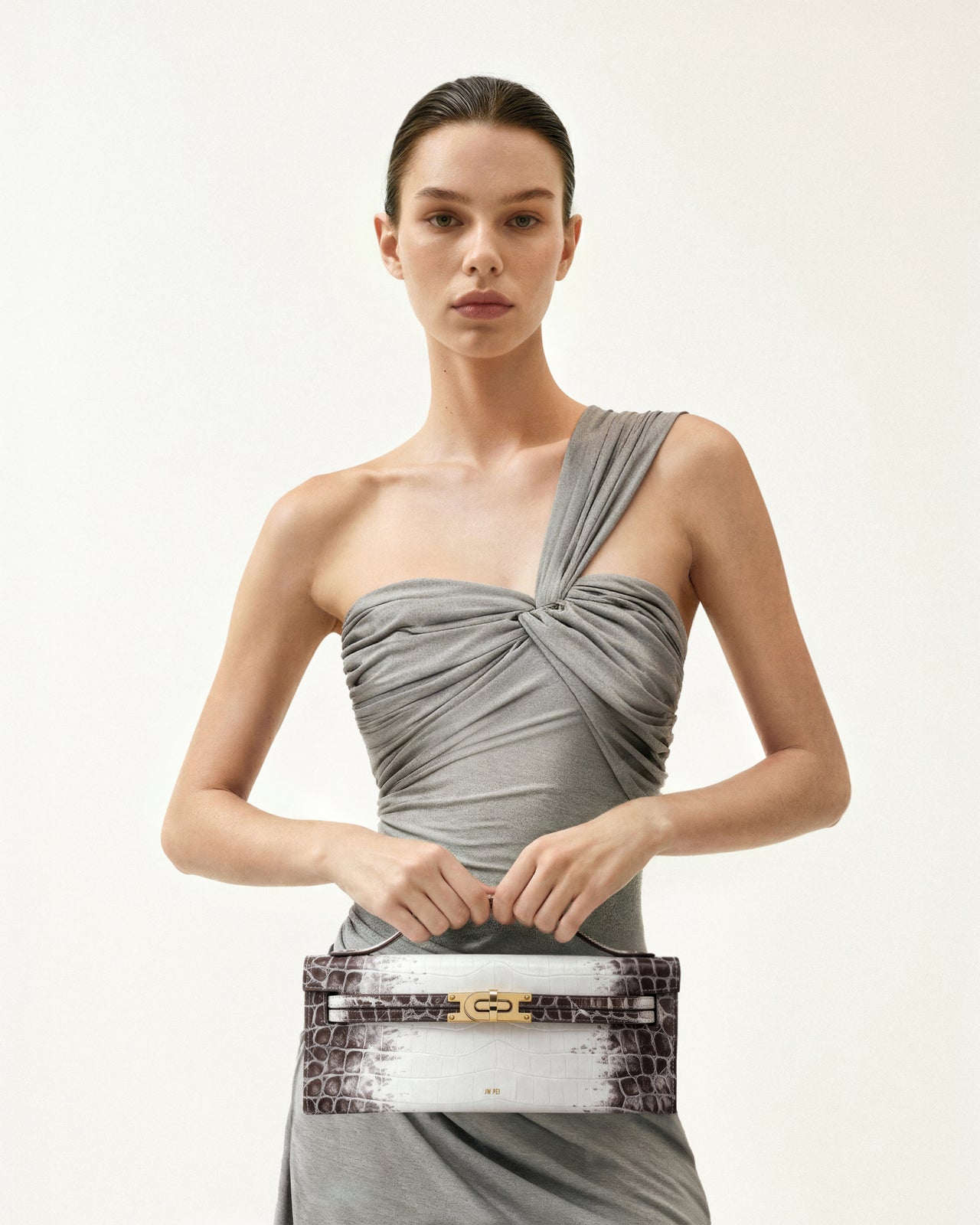 Bria Strukturierte Tasche mit oberem Griff – Weiß Krokodil