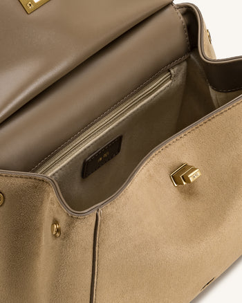 Lucia Klassische Handtasche aus Kunstwildleder – Taupe