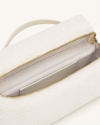Thea Handtasche aus Kunstfell – Creme