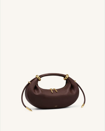 Ellie Halbmond-Henkeltasche mit Metallring-Verzierung - Dunkelbraun
