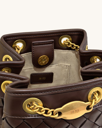 Yara Handgewebte Bucket Bag – Dunkelbraun