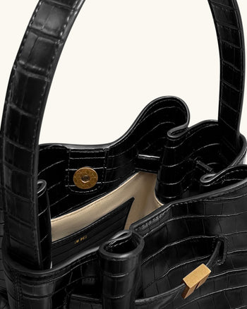 Clara Schloss-Akzent Beutelschultertasche - Schwarz Kroko