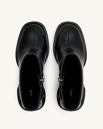 Saylor Plateau-Stiefeletten mit Rundzehen - Schwarz