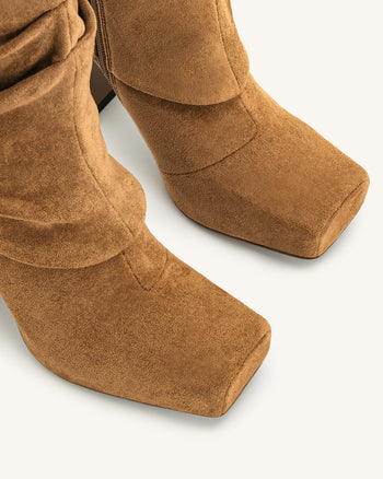 Reyna Quadratische Zehenplattform-Strickstiefel - Braun