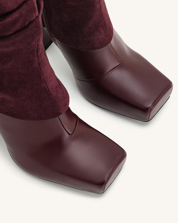 Reyna Quadratzehen-Plateau-Strickstiefel - Karmesinrot