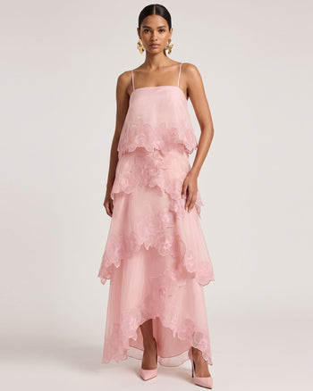 Mehrlagiges Maxikleid mit Orchideenstickerei - Puderrosa