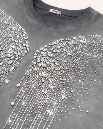The Angelic Dripping Crystal Wings T-Shirt – Gewaschenes Grau