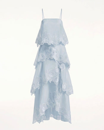 Mehrlagiges Maxikleid mit Orchideenstickerei - Hellblau