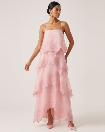 Mehrlagiges Maxikleid mit Orchideenstickerei - Puderrosa