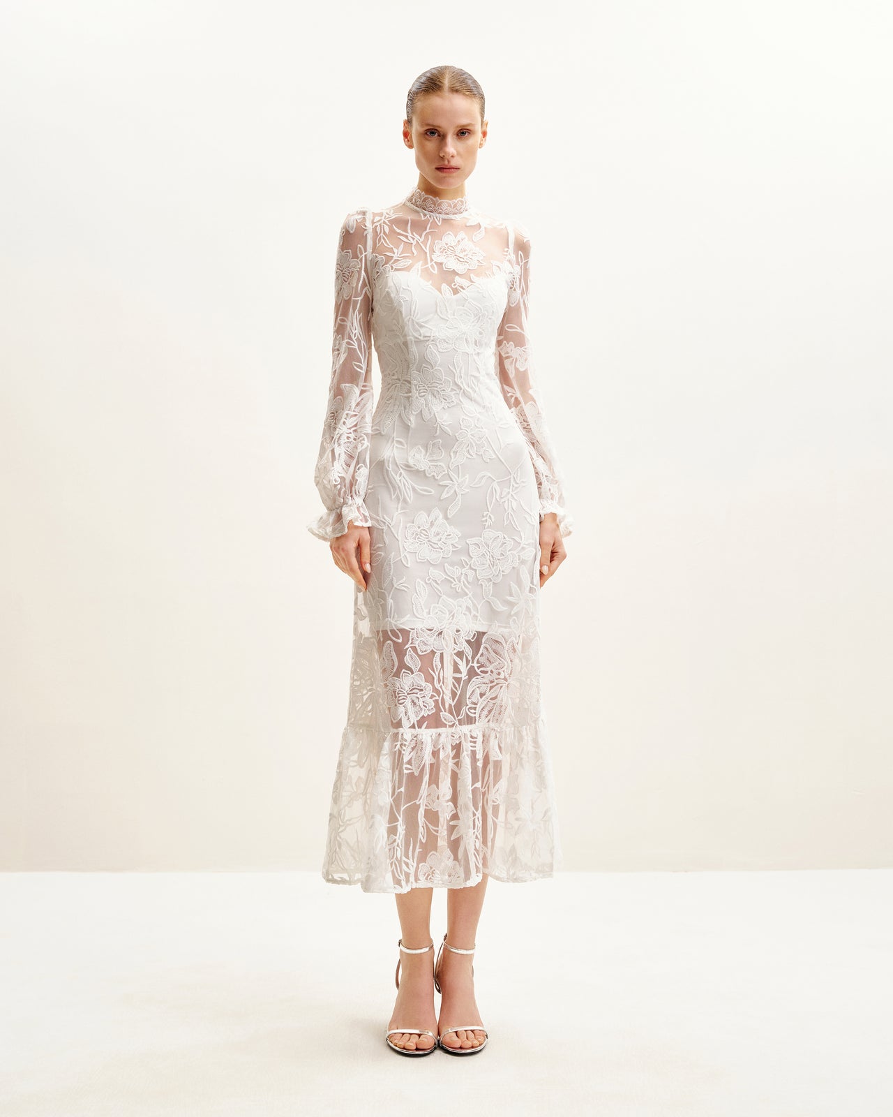 Elegantes Midikleid aus Spitze - Weiß