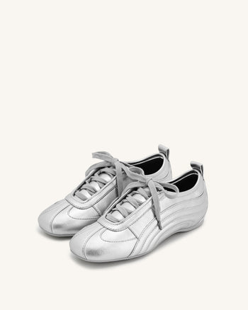 Ferne Stromlinienförmige Glänzende Turnschuhe - Silber