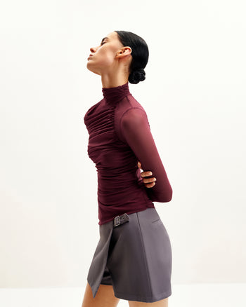 Ella Durchsichtiges Rüschen-Turtleneck-Top - Burgunderrot
