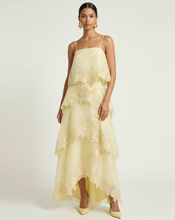 Mehrlagiges Maxikleid mit Orchideenstickerei - Hellgelb